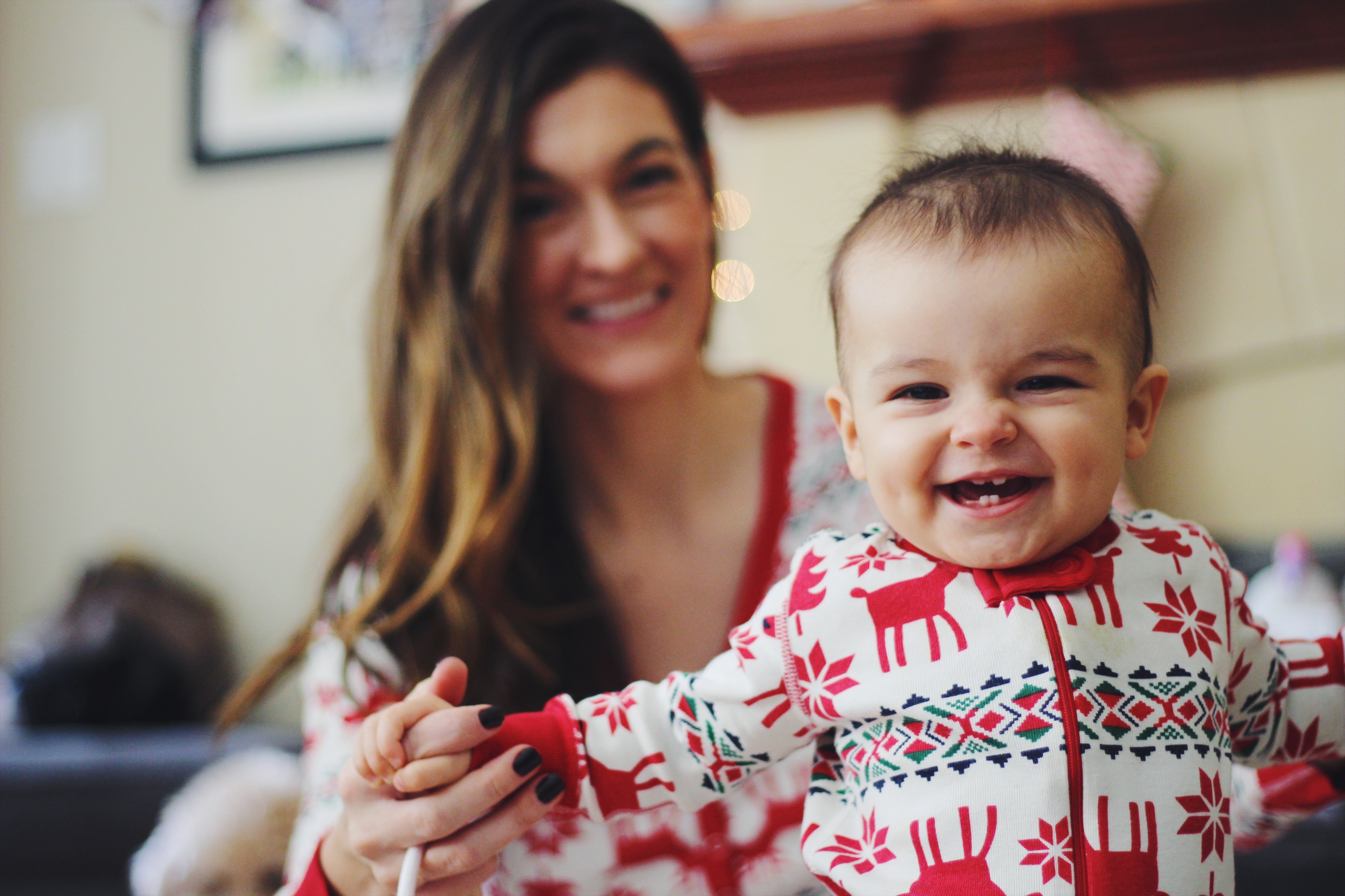 FIRST CHRISTMAS GIFT GUIDE FOR BABY GIRL. HOLIDAY GIFTS FOR 1ST CHRISTMAS