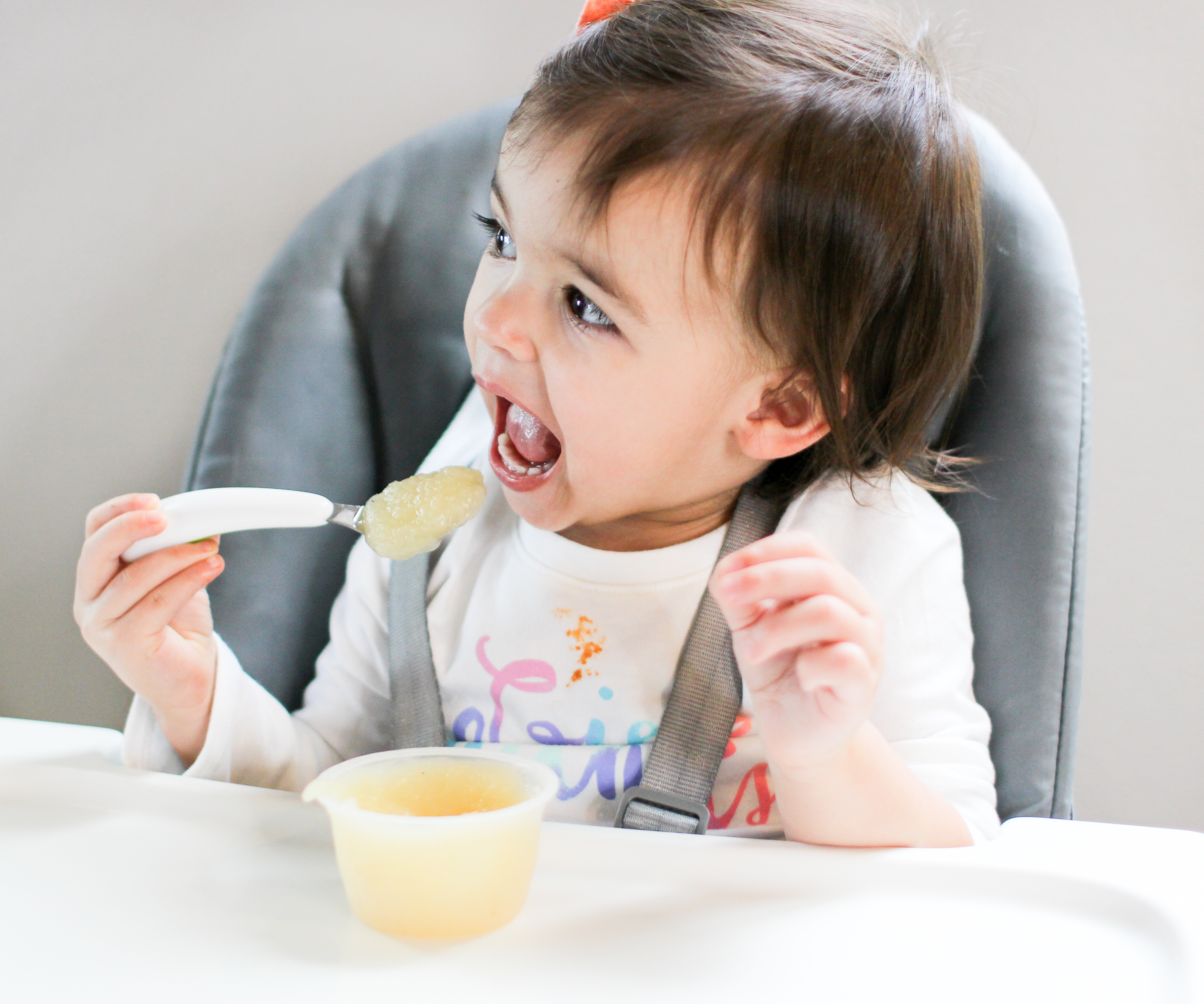 how to teach your toddler to eat with utensils and silverware