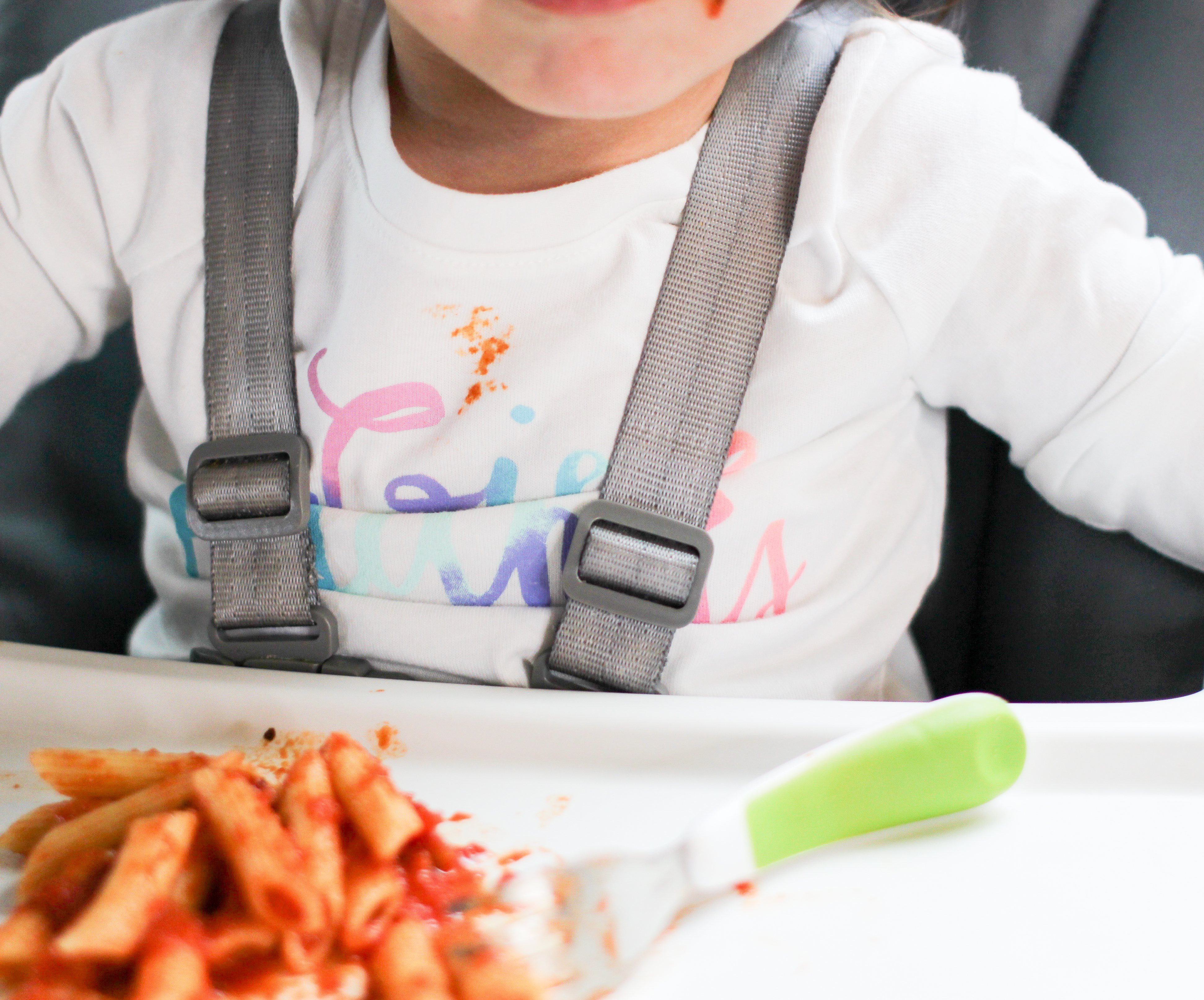 how to teach your toddler to eat with utensils and silverware